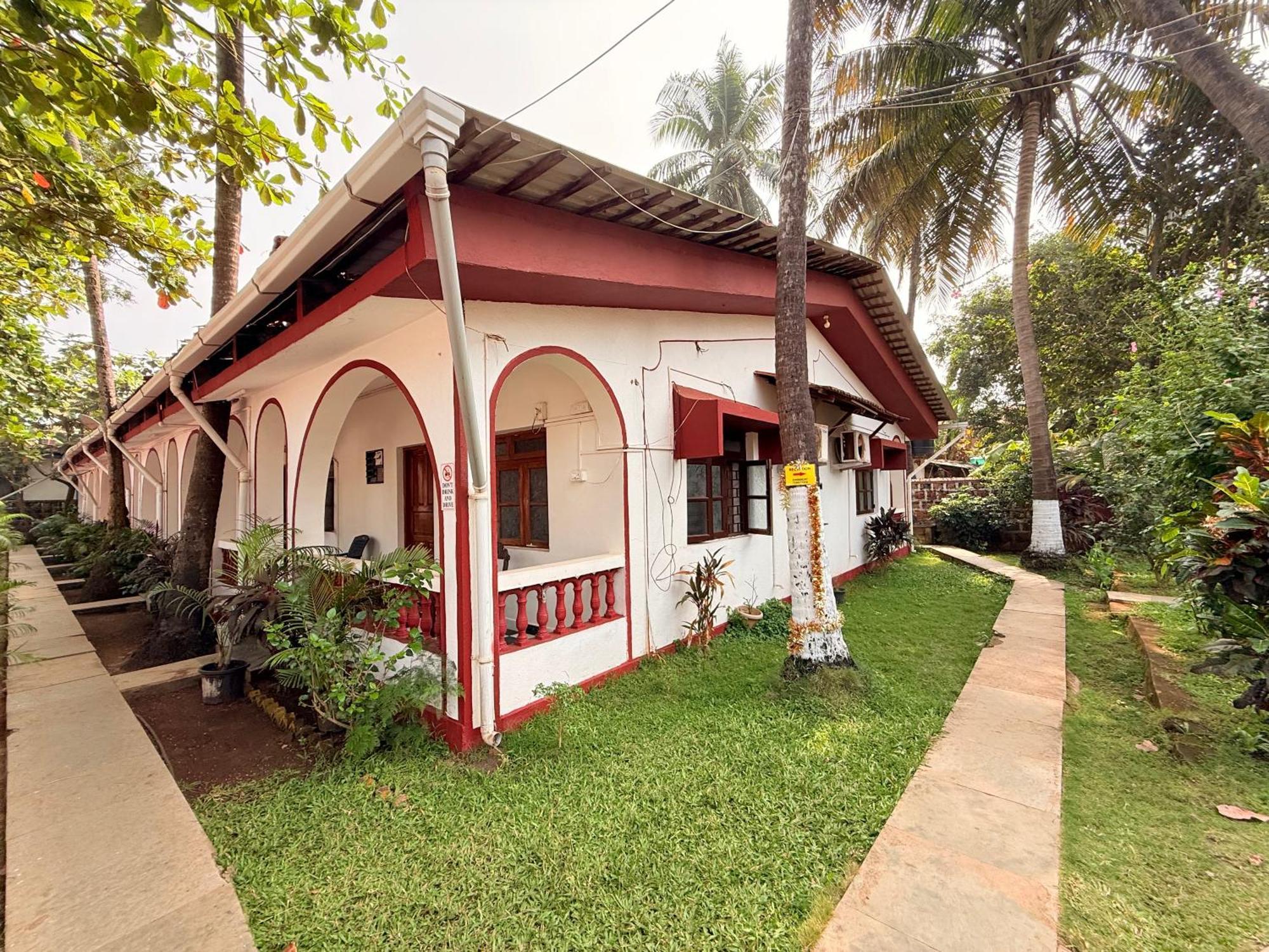 Red Sea Beach Resort Anjuna Ngoại thất bức ảnh
